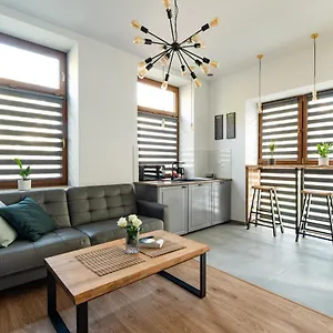 Apartament Neo Unique & Bright Apartments, Free Parking, 15min Old Town & Kazimierz - By Homelike, Kraków